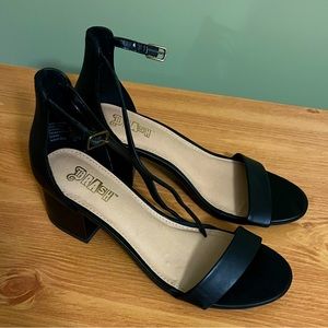 Women’s Black Low Heels
